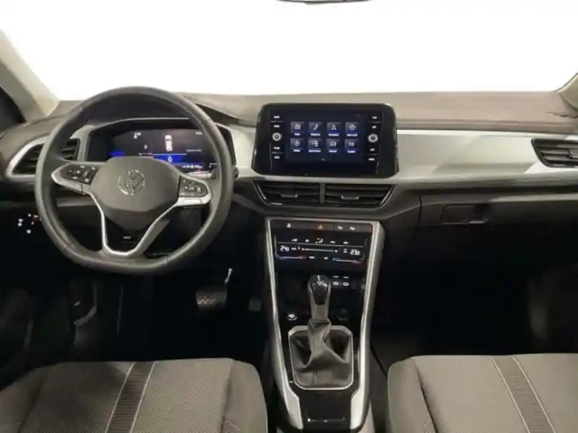 Volkswagen T-Roc 1.5 tsi evo2 150 start/stop dsg7 vw edition — photo 8