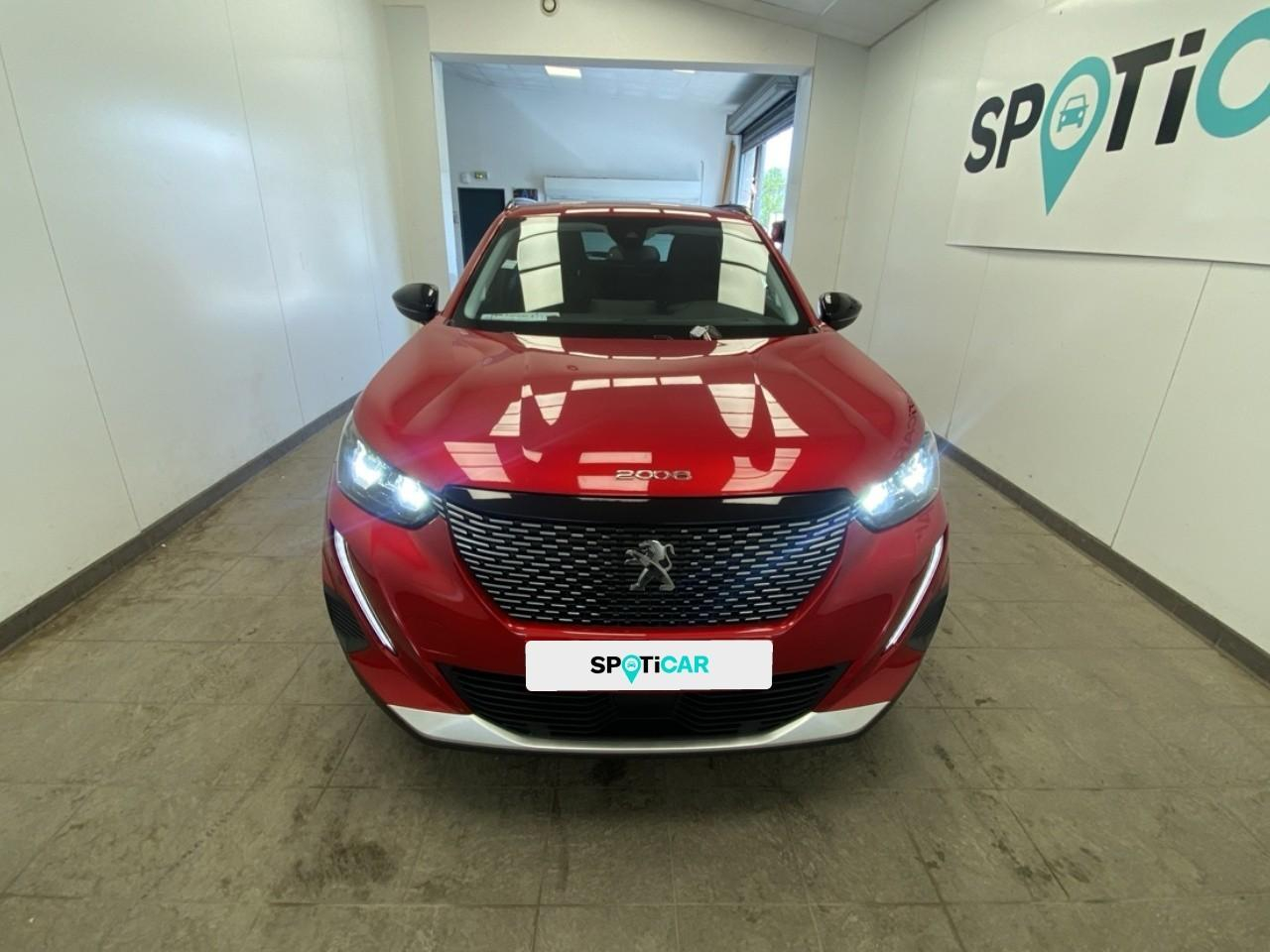 Peugeot 2008 puretech 130 s&s eat8 allure — photo 2