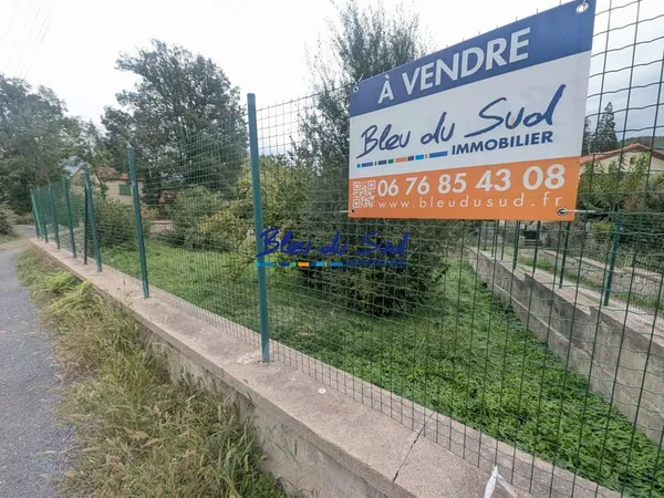 Terrain constructible plat