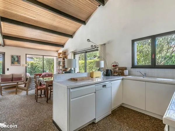 Villa 5 pièces 100 m²