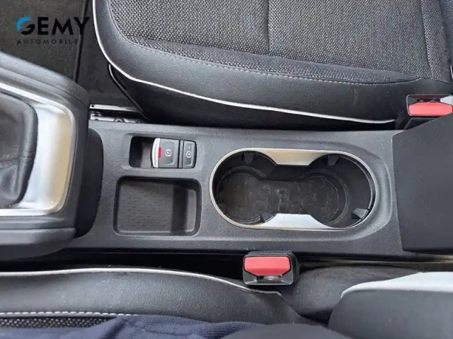 Renault Captur tce 90 — photo 23