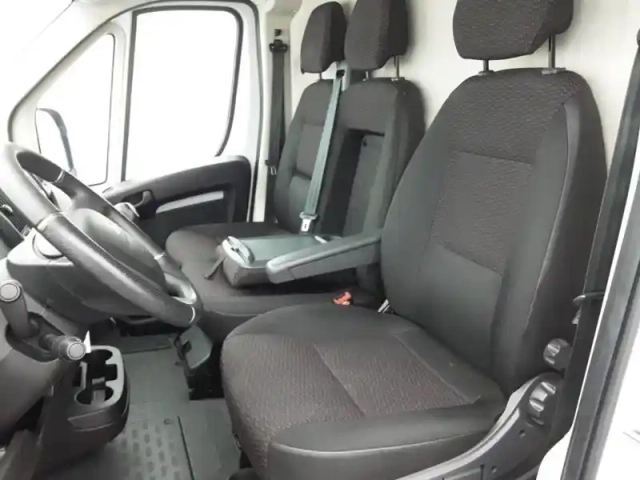 Peugeot Boxer fourgon tole 3.0 t l2h2 bluehdi 120 s&amp;s bvm6 — photo 12