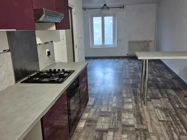 Loue maison sur 3 niveaux