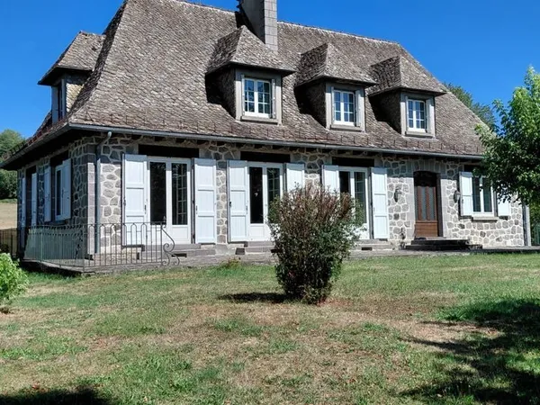 Maison en pierre 190m²