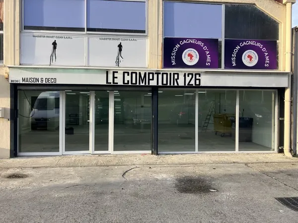 Local d'activités / bureaux 145 m² ? Verneuil-en-Halatte (60