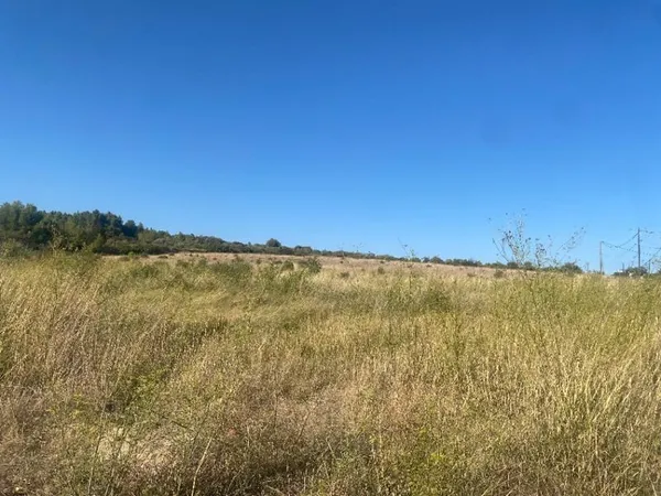 Terrain 390 m²
