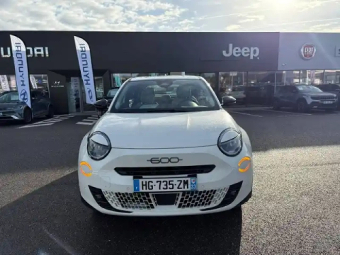 Fiat 600 t-gen 3 1.2 hybrid 145ch edct6