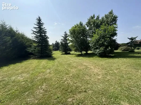 Terrain 2 000m2