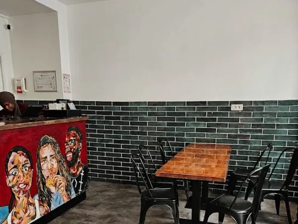 Boutique 56 m²