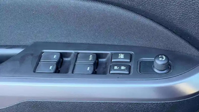 Suzuki Vitara 1.4 boosterjet hybrid — photo 16