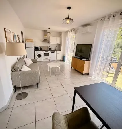 Appartement 2 pièces meublé avec grande terrasse – Nice Ouest