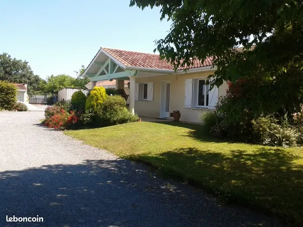 Maison 3/4 chambres avec piscine & parc 2000m² - Location au mois, plusieurs mois possibles