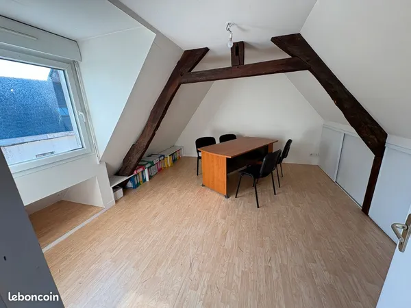 Bureau à louer