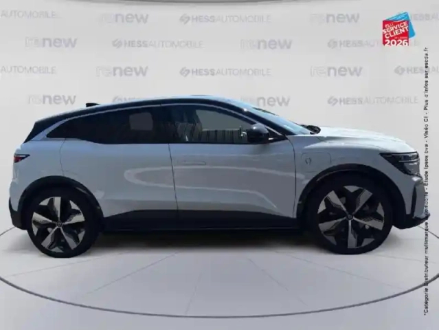 Renault Megane e-tech electric ev60 220ch techno super charge — photo 4