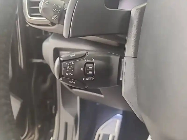 Citroën C5 Aircross hybride rechargeable 225 s&amp;s e-eat8 — photo 49