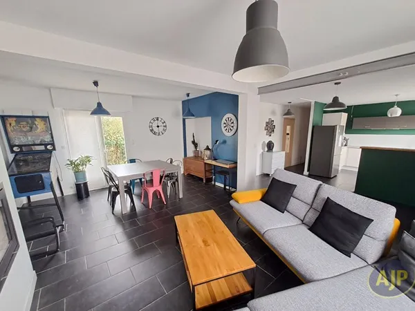 Maison 5 pièces 130 m²