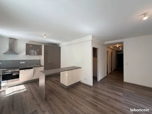 Appartement à louer T3 67m² 2ch + Cave