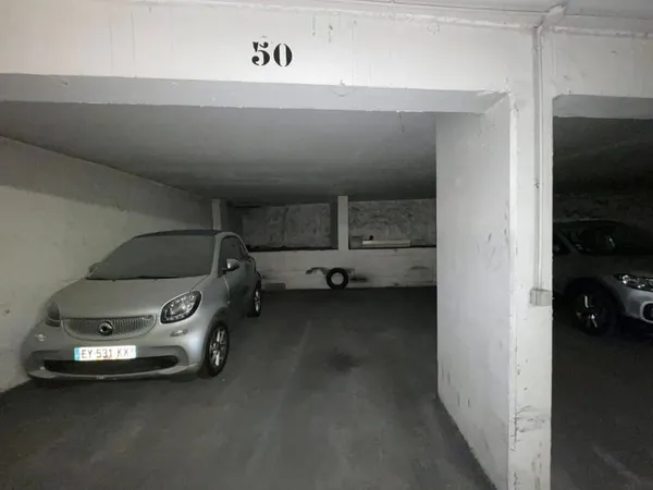 Parking 11 m²
