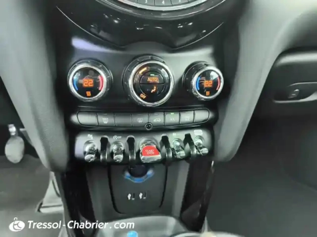 Mini Mini cabriolet one 102 ch edition heddon street — photo 15
