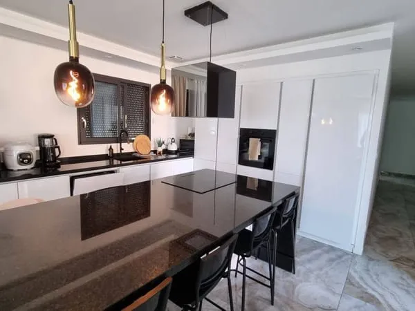 Maison de plain-pied 5 pièces 120 m²