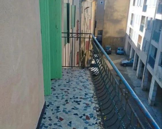 Studio meublé de 26m2 lumineux avec balcon - tout compris (eau/électricité/chauffage) 410euros/mois