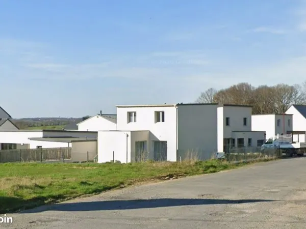 Terrain à bâtir de 521 m² à LAMBALLE (22)