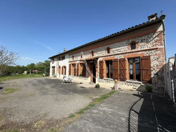 Hôtel 8 pièces 186 m²