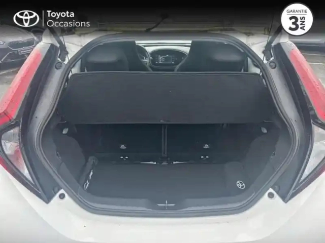 Toyota Aygo X 1.0 vvt-i 72ch dynamic — photo 10