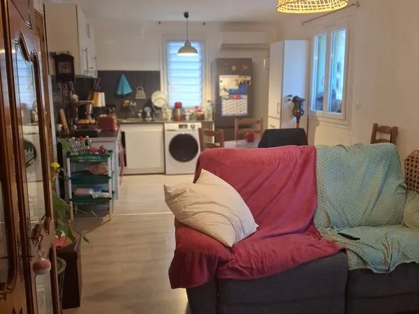 Apt F3. 55 m2. RDC