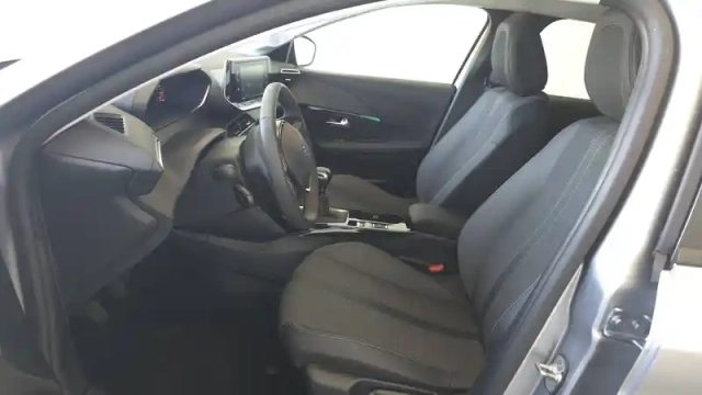 Peugeot 208 puretech 100 s&amp;s bvm6 — photo 16