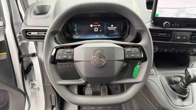 Citroën Berlingo van m diesel 100 ch manuelle — photo 71