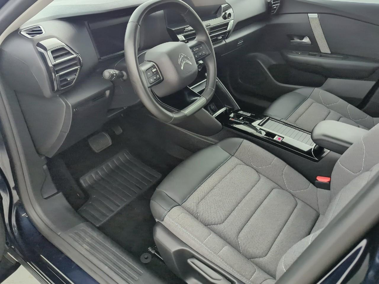 Citroën C4 puretech 130 eat8 plus — photo 14