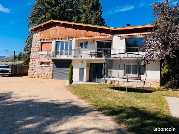 Maison 7 pièces 180 m2