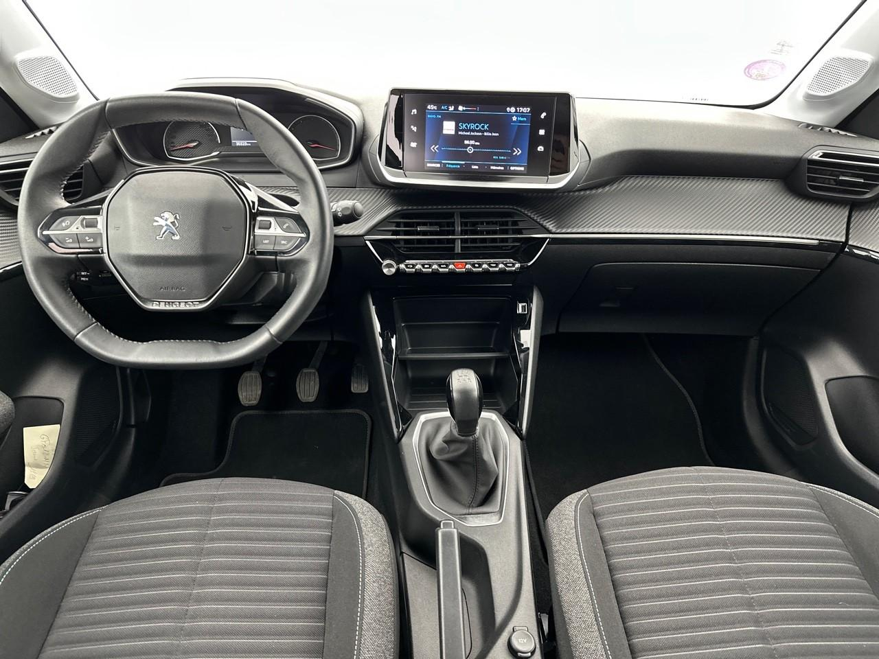 Peugeot 208 puretech 75 s&s bvm5 style — photo 11