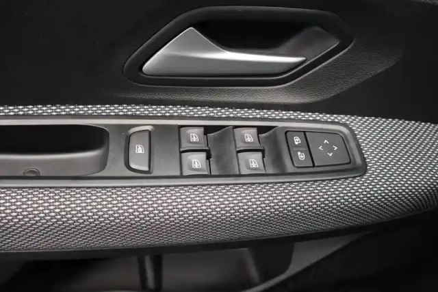 Dacia Sandero eco-g 100 gsr2 — photo 96
