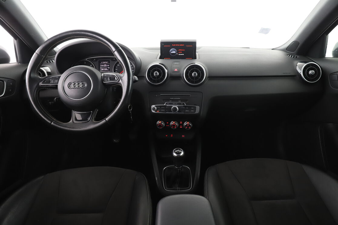 Audi A1 Sportback 1.6 TDI Ambition — photo 11
