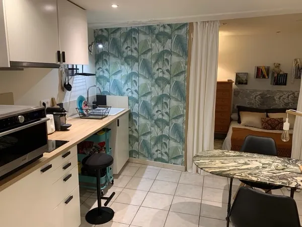 Vends studio aménagé