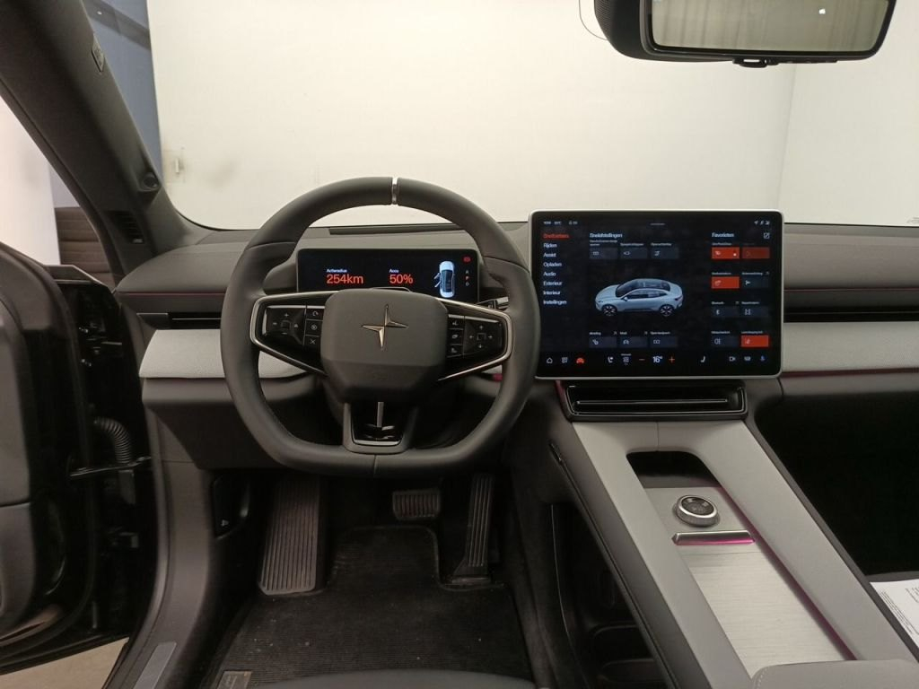 Polestar 4 — photo 8