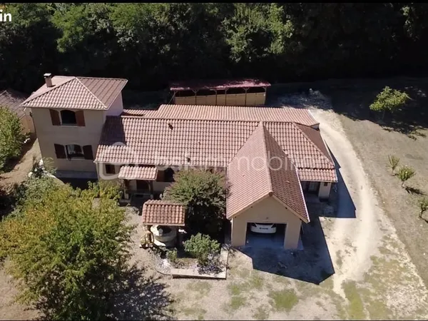 Maison 7 pièces 165 m²
