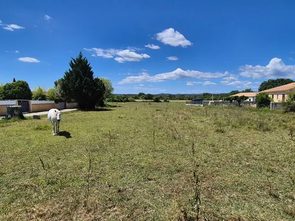 Terrain 703 m² Saussines