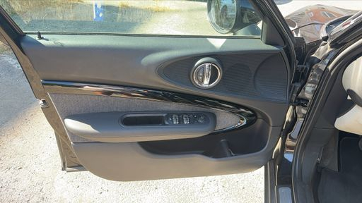 Mini Clubman 1.5 Cooper 136 - Hyde Park – 2017 – 109136 km – Essence – Boîte Manuelle — photo 34