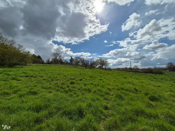 Terrain 2515 m²