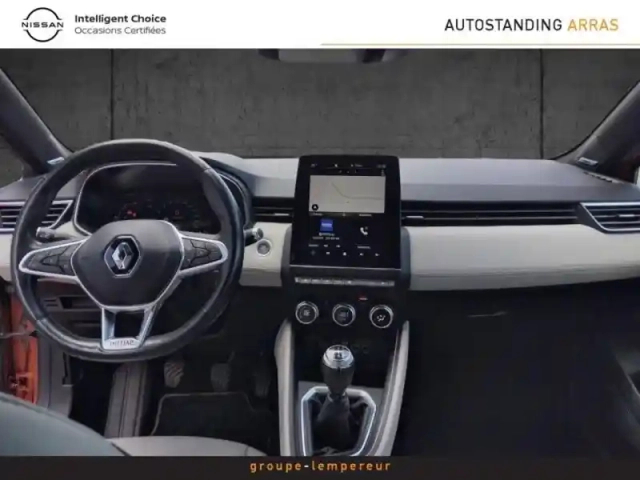 Renault Clio 1.0 tce 100ch initiale paris - 20 — photo 11