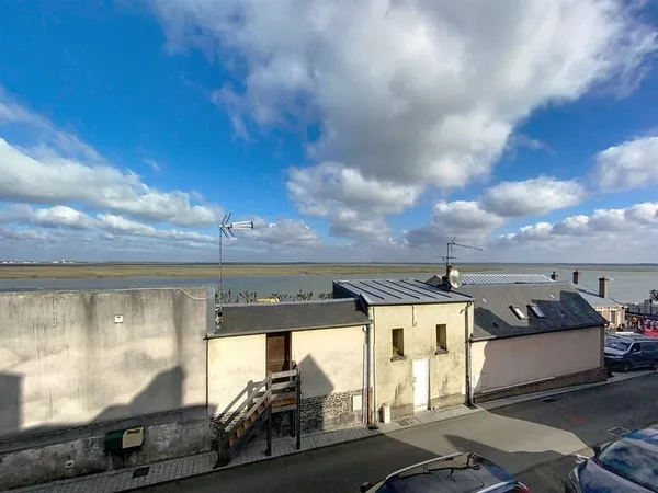 En Plein Coeur De Saint Valery Sur Somme Avec Vue Baie