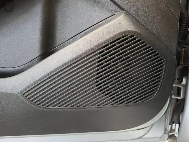 Renault Clio sce 65 — photo 15
