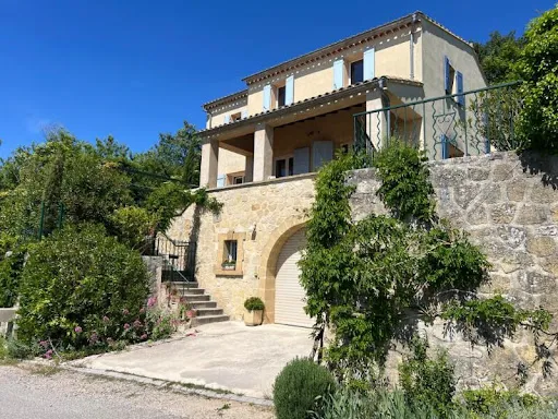 Maison 6 pièces 150 m²