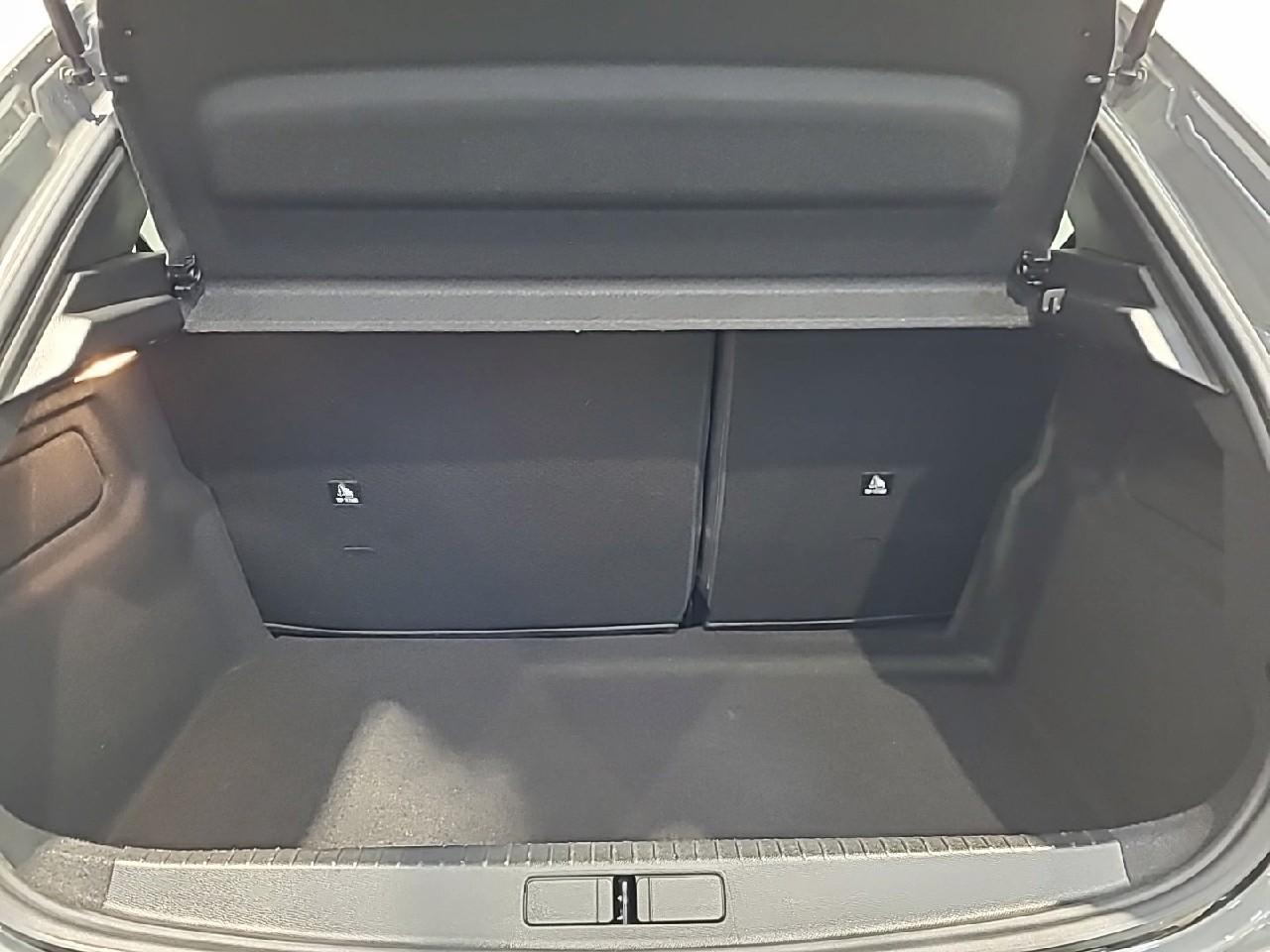 Peugeot 208 hybrid 100 e-dcs6 allure — photo 14