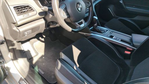 Renault Megane 1.5 Blue dCi 115 EDC6 - Intens – 2020 – 91808 km – Diesel – Boîte Automatique — photo 23