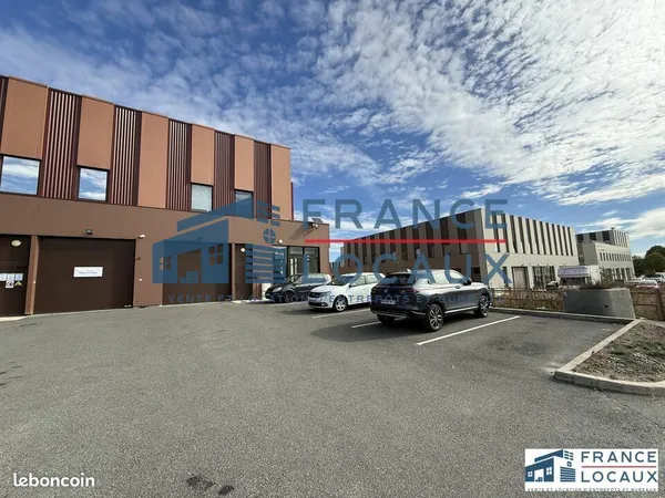 LOCAL D'ACTIVITE 486 m² TREMBLAY-EN-FRANCE