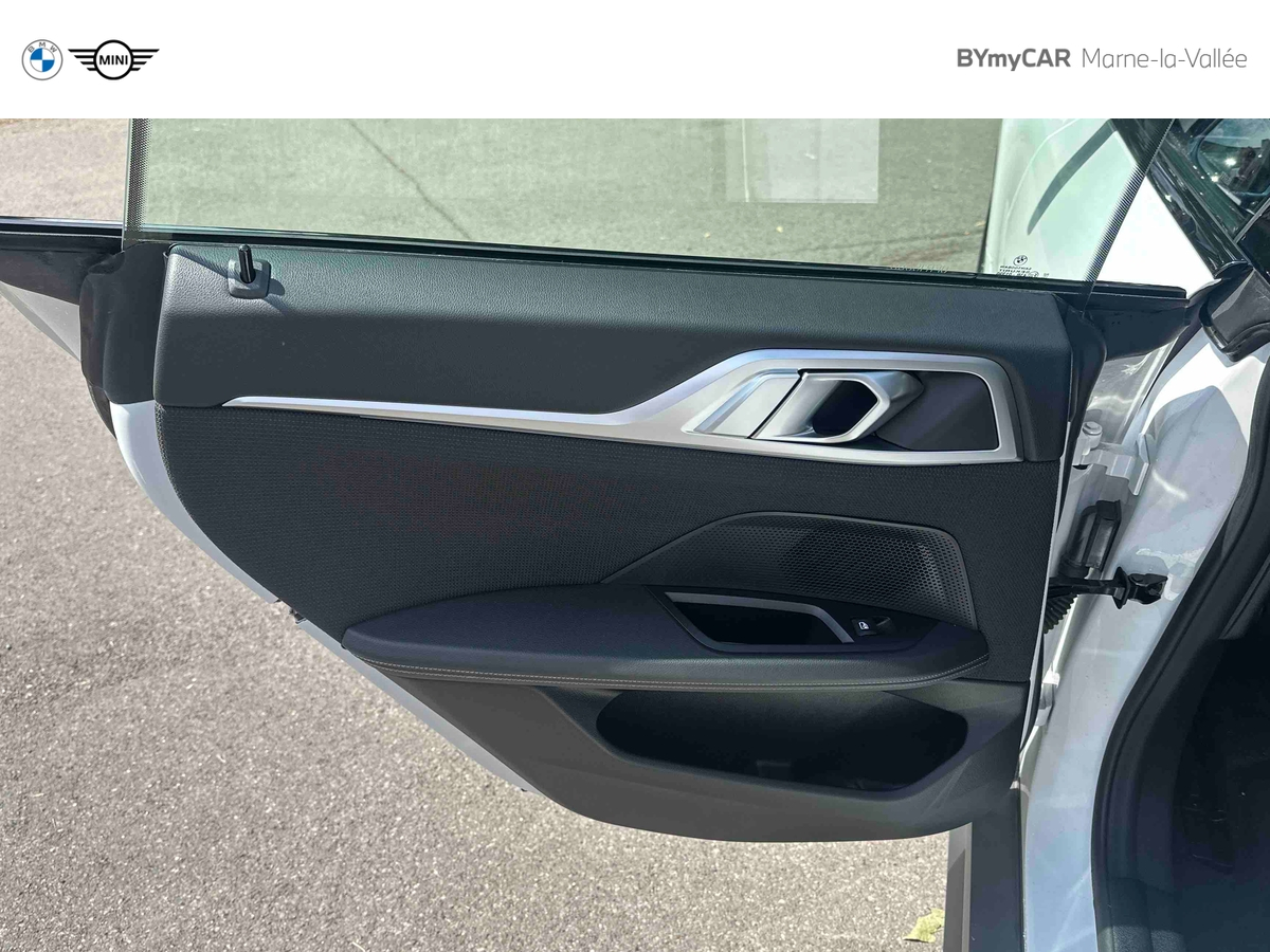 BMW i4 eDrive35 286 ch BVA — photo 28